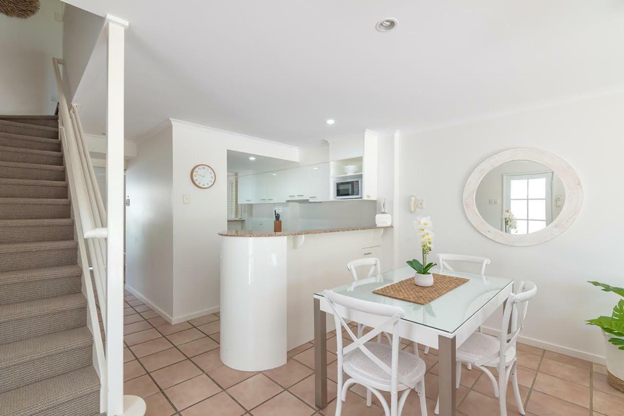 Villa Aqua Noosaville Exteriör bild
